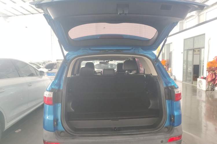 Used Dongfeng Fengon S560 2018 1.8L Manual Comfort 5-Seater China V Standard Trunk