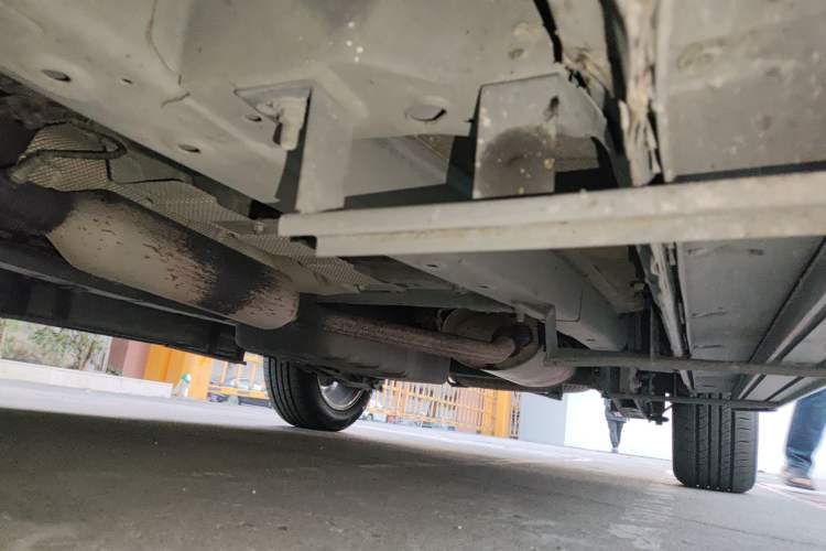 Used Dongfeng Fengon S560 2018 1.8L CVT Elite Model 7 Seats Chassis Front Left
