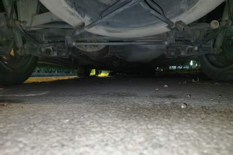Used Dongfeng Fengon S560 2018 1.8L Manual Comfort 7-Seater Chassis Rear