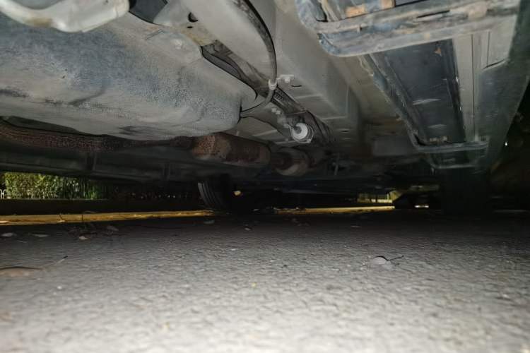 Used Dongfeng Fengon S560 2018 1.8L Manual Comfort 7-Seater Chassis Rear Right