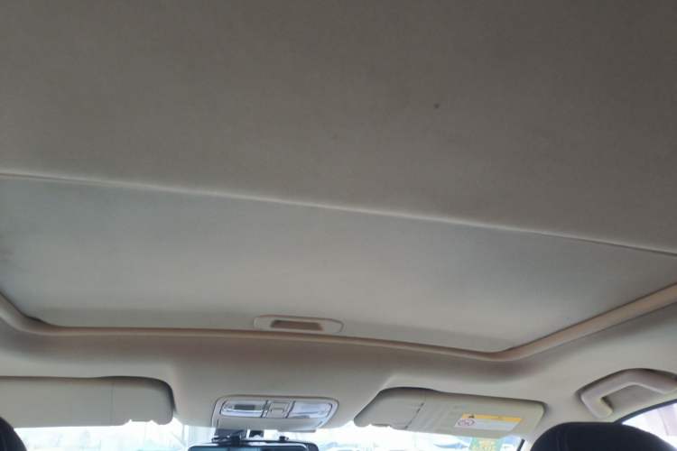 Used Dongfeng Fengon S560 2018 1.8L CVT Prestige Model Headliner