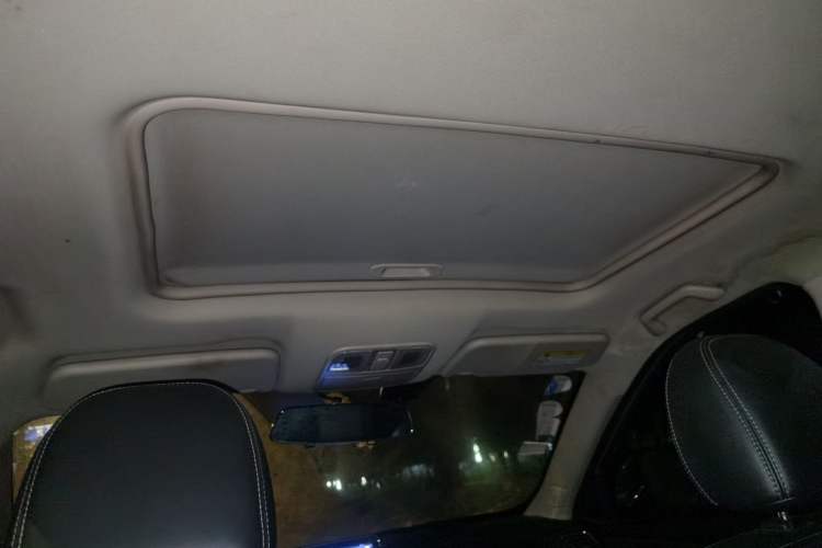 Used Dongfeng Fengon S560 2018 1.8L Manual Comfort 7-Seater Headliner