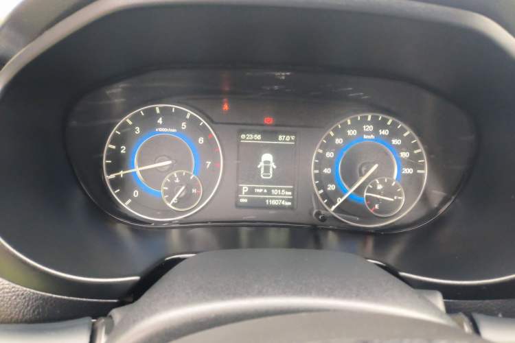 Used Dongfeng Fengon S560 2018 1.8L CVT Prestige Model Instrument Cluster