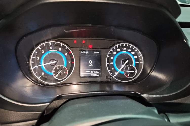 Used Dongfeng Fengon S560 2018 1.8L Manual Comfort 5-Seater China V Standard Instrument Cluster