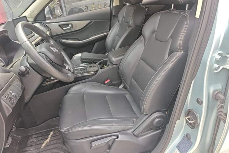 Used Dongfeng Fengon S560 2018 1.8L CVT Elite Model 5 Seats Left Front Seat