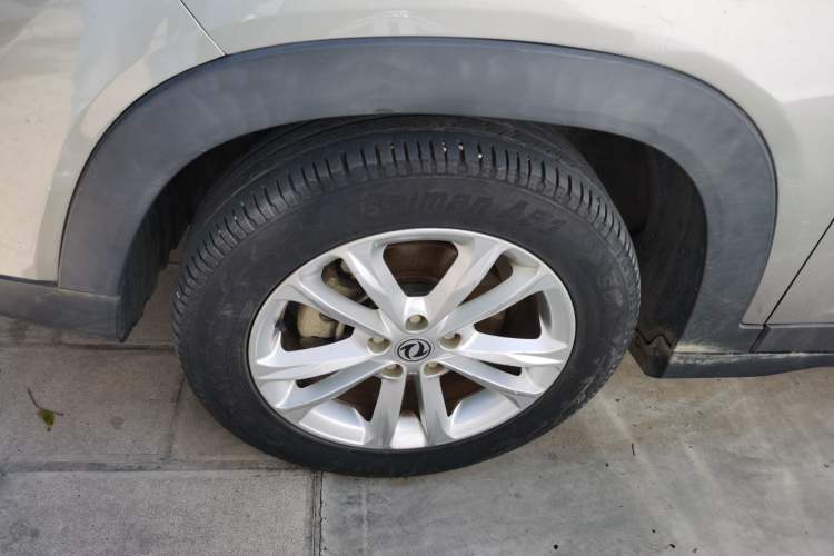 Used Dongfeng Fengon S560 2018 1.8L Manual Urban Model 7 Seats Left Front Wheel Hub
