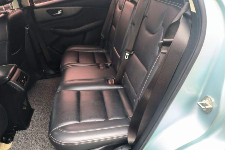 Used Dongfeng Fengon S560 2018 1.8L CVT Prestige Model Left Rear Seat