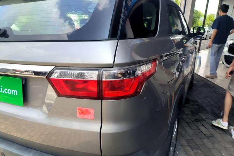 Used Dongfeng Fengon S560 2018 1.8L Manual Urban Model 7 Seats Right Rear Taillight