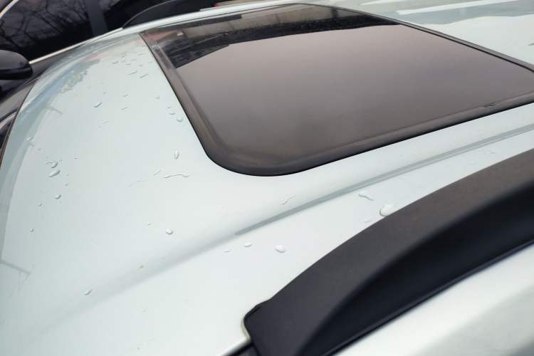 Used Dongfeng Fengon S560 2018 1.8L CVT Prestige Model Roof