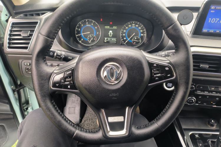 Used Dongfeng Fengon S560 2018 1.8L CVT Prestige Model Steering Wheel