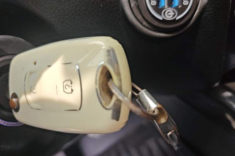 Used Dongfeng Fengon S560 2018 1.8L CVT Elite Model 5 Seats Vehicle Key