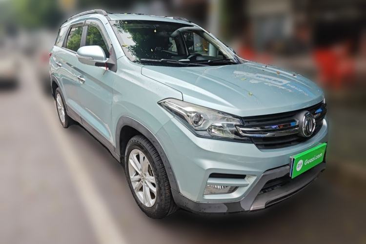Used Dongfeng Fengon S560 2018 1.8L Manual Urban Model 7 Seats Front Right 45 Deg