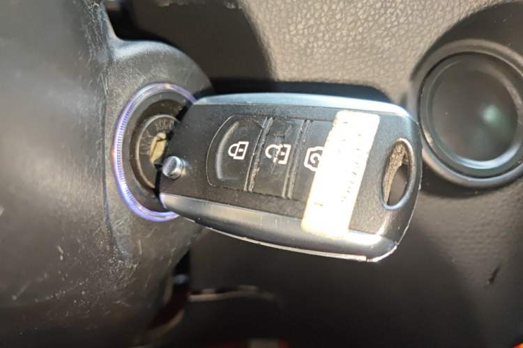 Used Dongfeng Fengon S560 2018 1.8L Manual Urban Model 7 Seats Vehicle Key