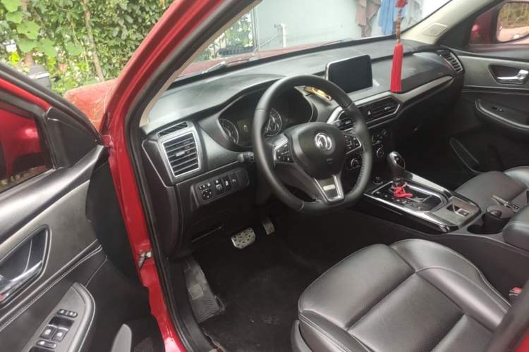 Used Dongfeng Fengon S560 2018 1.8L CVT Prestige Model Driver Seat