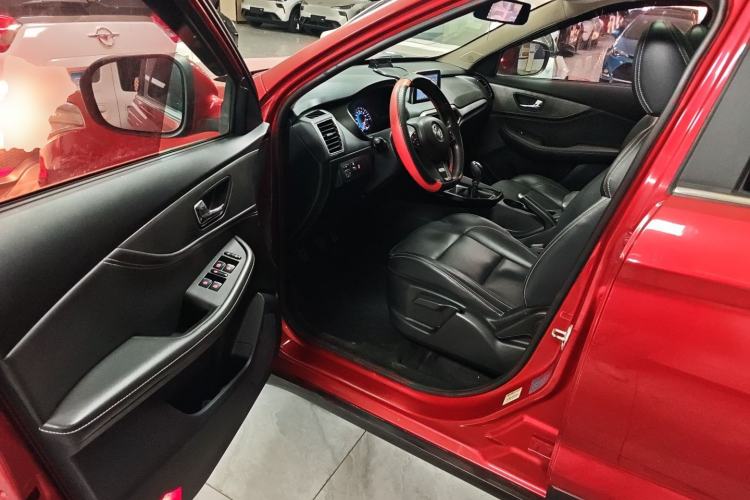 Used Dongfeng Fengon S560 2018 1.8L Manual Comfort 7-Seater Driver Seat