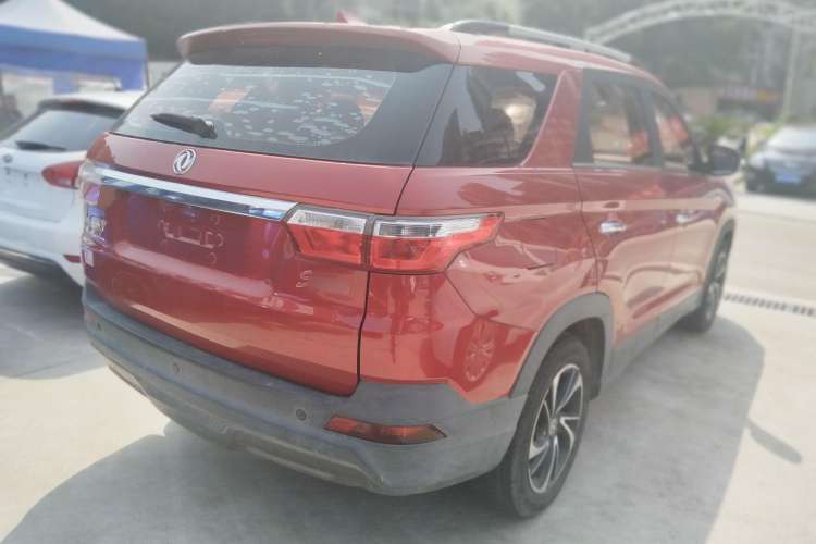 Used Dongfeng Fengon S560 2018 1.8L CVT Smart Connect 7-Seater Exterior 3