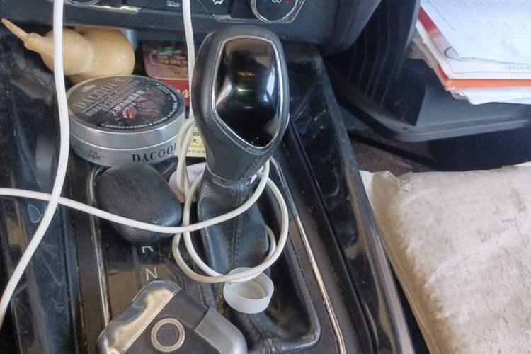 Used Dongfeng Fengon S560 2018 1.8L CVT Prestige Model Gear Lever