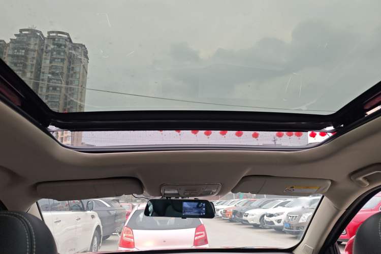 Used Dongfeng Fengon S560 2018 1.8L CVT Smart Connect 7-Seater Headliner