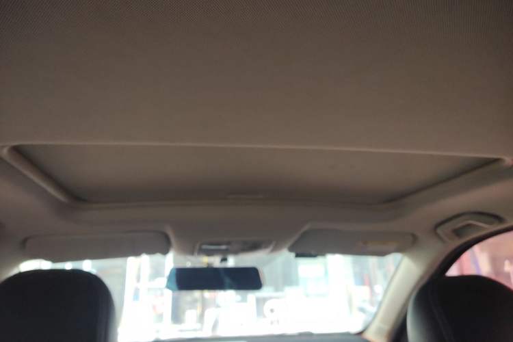 Used Dongfeng Fengon S560 2018 1.8L Manual Comfort 7-Seater Headliner