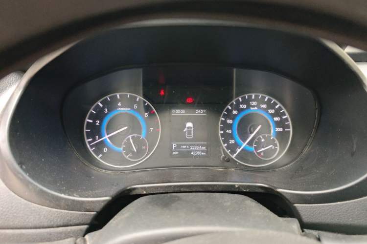Used Dongfeng Fengon S560 2018 1.8L CVT Elite Model 7 Seats Instrument Cluster