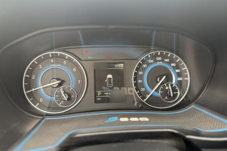 Used Dongfeng Fengon S560 2018 1.8L CVT Prestige Model Instrument Cluster