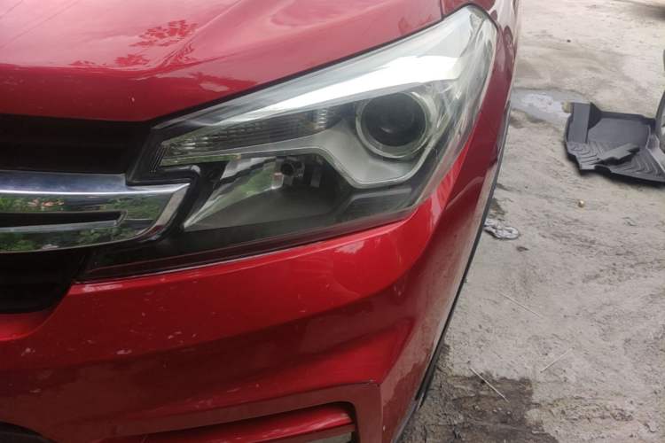 Used Dongfeng Fengon S560 2018 1.8L CVT Prestige Model Left Front Headlight