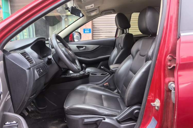 Used Dongfeng Fengon S560 2018 1.8L Manual Urban Model 7 Seats Left Front Seat