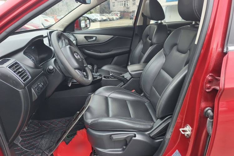 Used Dongfeng Fengon S560 2018 1.8L Manual Comfort 7-Seater Left Front Seat