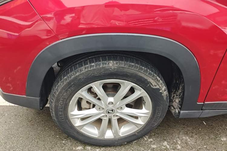 Used Dongfeng Fengon S560 2018 1.8L CVT Elite Model 7 Seats Left Front Wheel Hub