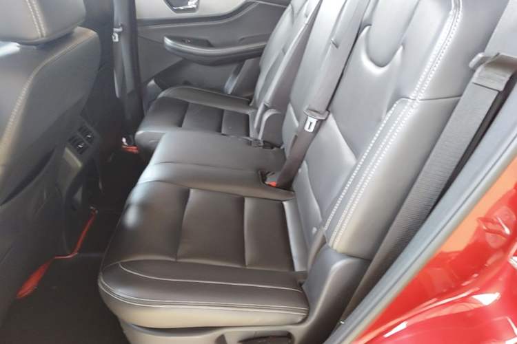 Used Dongfeng Fengon S560 2018 1.8L CVT Elite Model 7 Seats Left Rear Seat