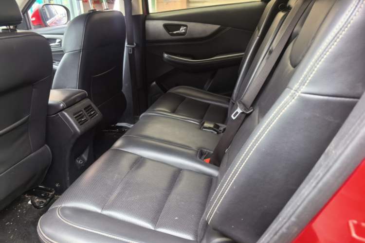 Used Dongfeng Fengon S560 2018 1.8L Manual Urban Model 7 Seats Left Rear Seat