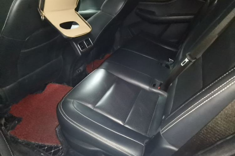 Used Dongfeng Fengon S560 2018 1.8L CVT Prestige Model Left Rear Seat