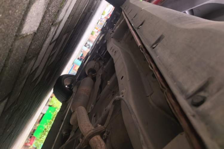 Used Dongfeng Fengon S560 2018 1.8L Manual Urban Model 7 Seats Left Side Sill