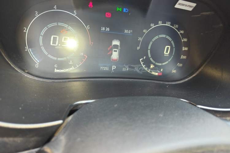 Used Dongfeng Fengon S560 2018 1.8L CVT Comfort Model 7 Seats Odometer Close Up