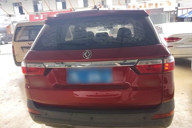 Used Dongfeng Fengon S560 2018 1.8L CVT Elite Model 7 Seats Rear