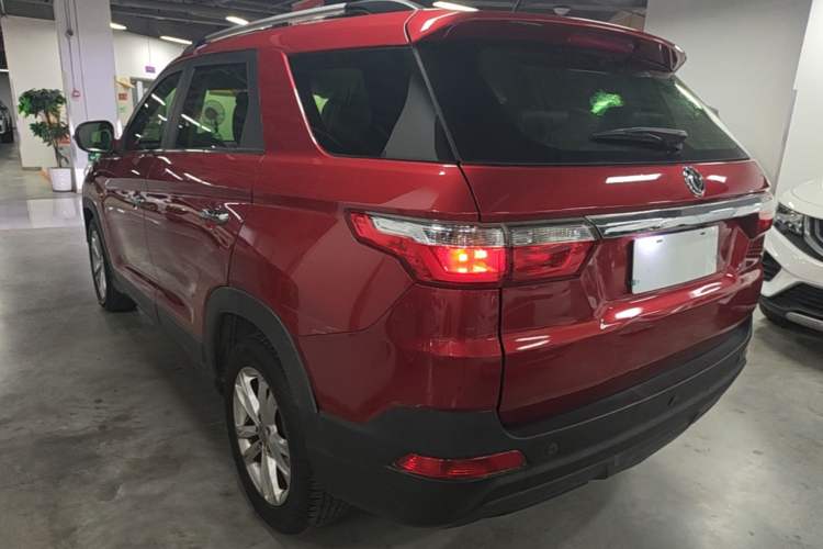 Used Dongfeng Fengon S560 2018 1.8L CVT Elite Model 7 Seats Rear Left 45 Deg