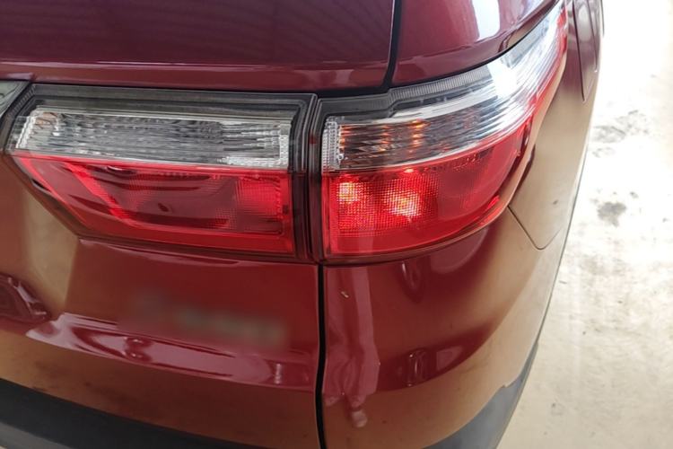 Used Dongfeng Fengon S560 2018 1.8L CVT Elite Model 7 Seats Right Rear Taillight