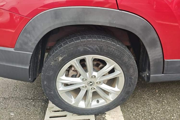 Used Dongfeng Fengon S560 2018 1.8L CVT Elite Model 7 Seats Right Rear Wheel Hub