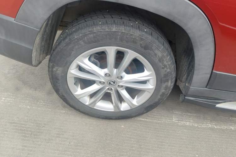 Used Dongfeng Fengon S560 2018 1.8L CVT Elite Model 7 Seats Right Rear Wheel Hub