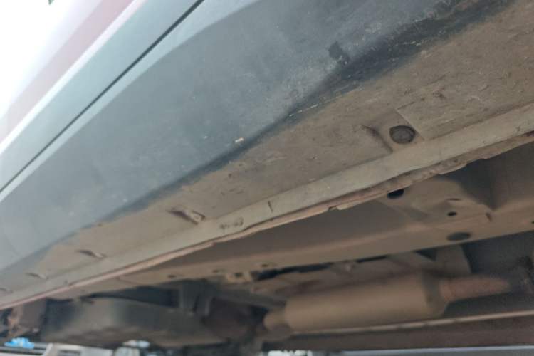 Used Dongfeng Fengon S560 2018 1.8L CVT Smart Connect 7-Seater Right Side Sill