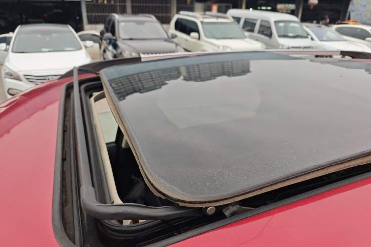 Used Dongfeng Fengon S560 2018 1.8L CVT Smart Connect 7-Seater Roof