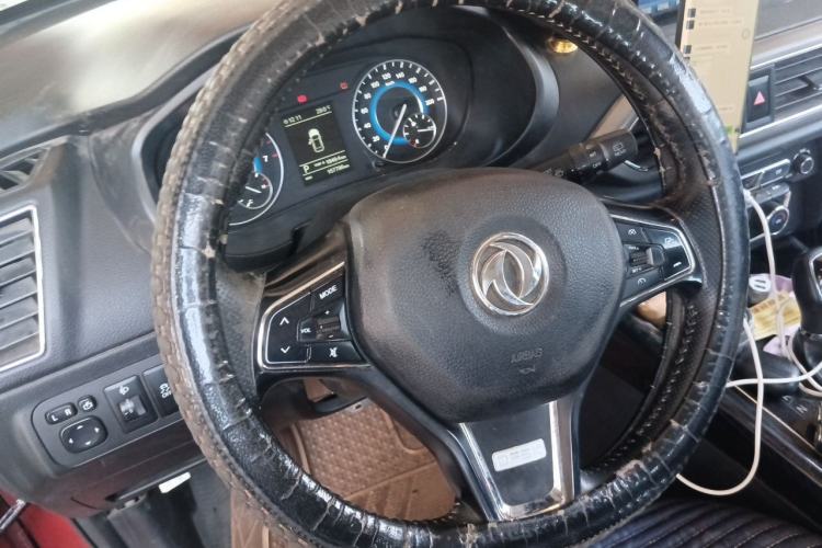 Used Dongfeng Fengon S560 2018 1.8L CVT Prestige Model Steering Wheel