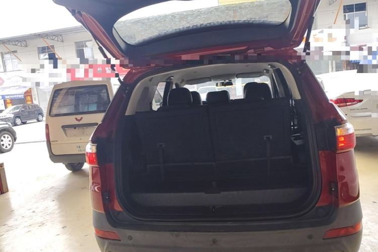 Used Dongfeng Fengon S560 2018 1.8L CVT Elite Model 7 Seats Trunk