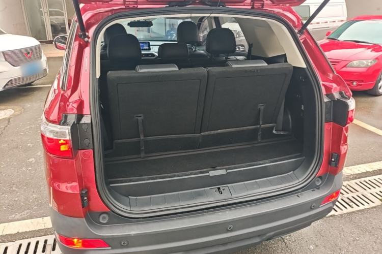 Used Dongfeng Fengon S560 2018 1.8L CVT Elite Model 7 Seats Trunk