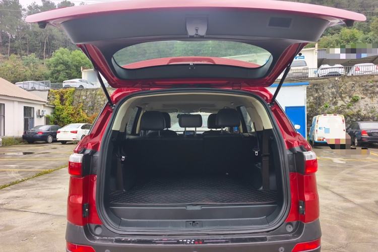 Used Dongfeng Fengon S560 2018 1.8L Manual Comfort 7-Seater Trunk