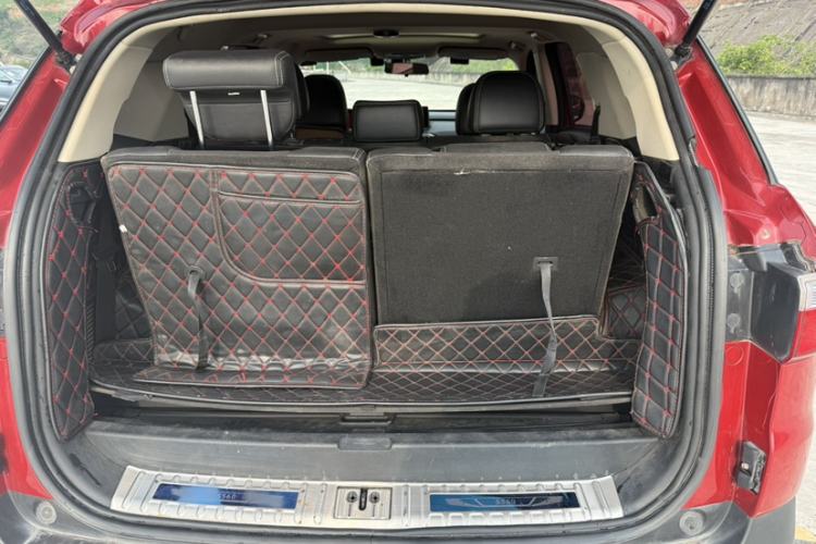 Used Dongfeng Fengon S560 2018 1.8L CVT Prestige Model Trunk