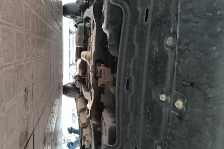 Used Dongfeng Fengon S560 2018 1.8L CVT Smart Connect 7-Seater Chassis Front