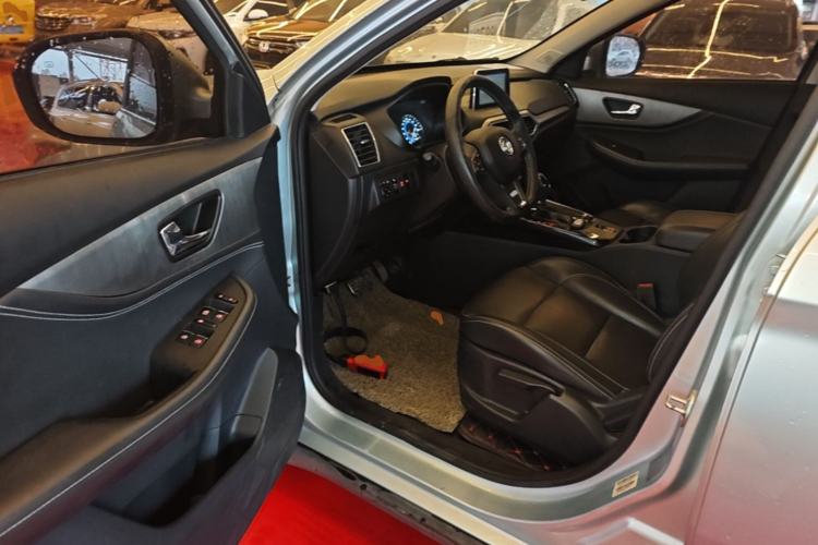 Used Dongfeng Fengon S560 2018 1.8L CVT Prestige Model Driver Seat