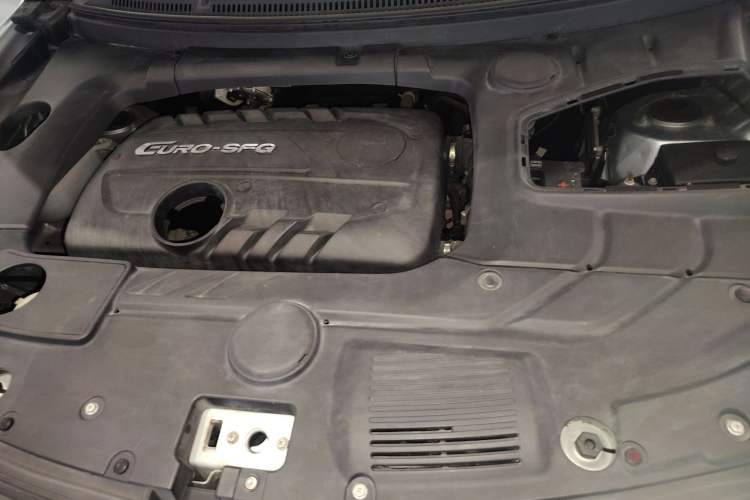 Used Dongfeng Fengon S560 2018 1.8L CVT Urban Model 5 Seats Engine Bay