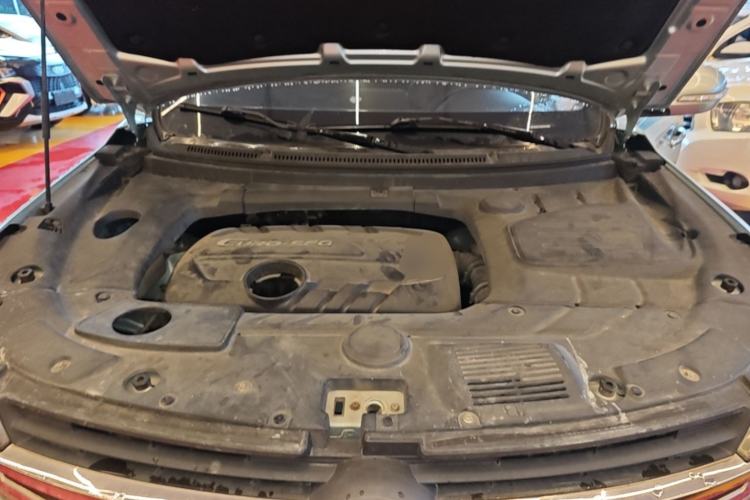 Used Dongfeng Fengon S560 2018 1.8L CVT Prestige Model Engine Bay